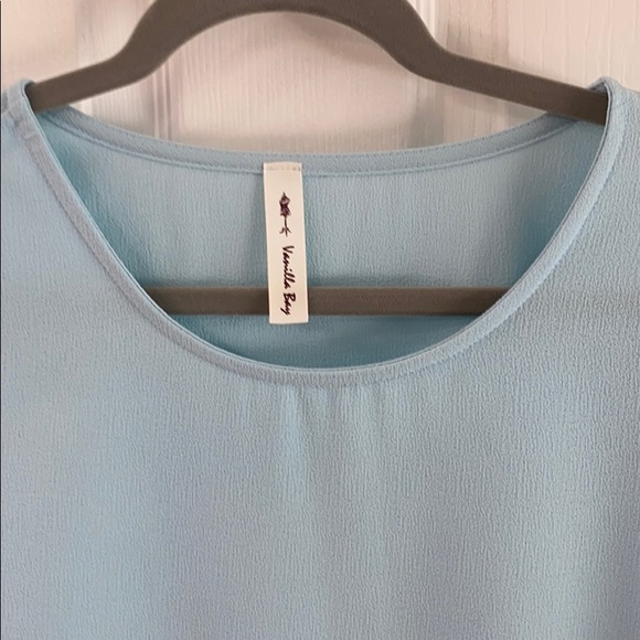 Beautiful baby blue tunic top 3/4 sleeve - Picture 2 of 5